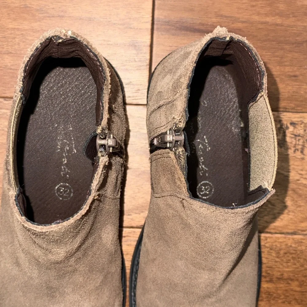 Enzo Tesoti Girls Brown Suede Ankle Boots - Size 32 Spain / US Girls 1